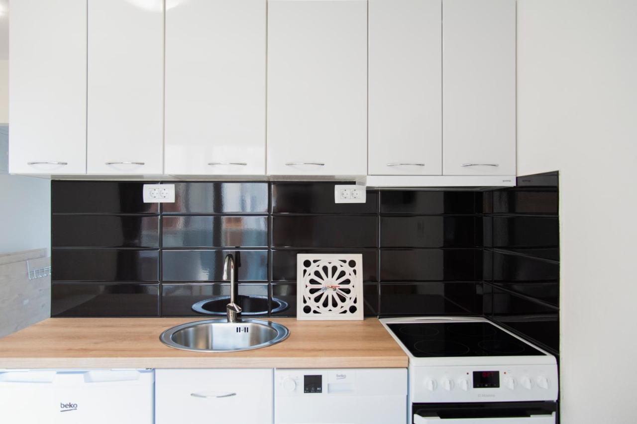 Soko Apartments Huoneistohotelli Soko Херцег-Новий Екстер'єр фото