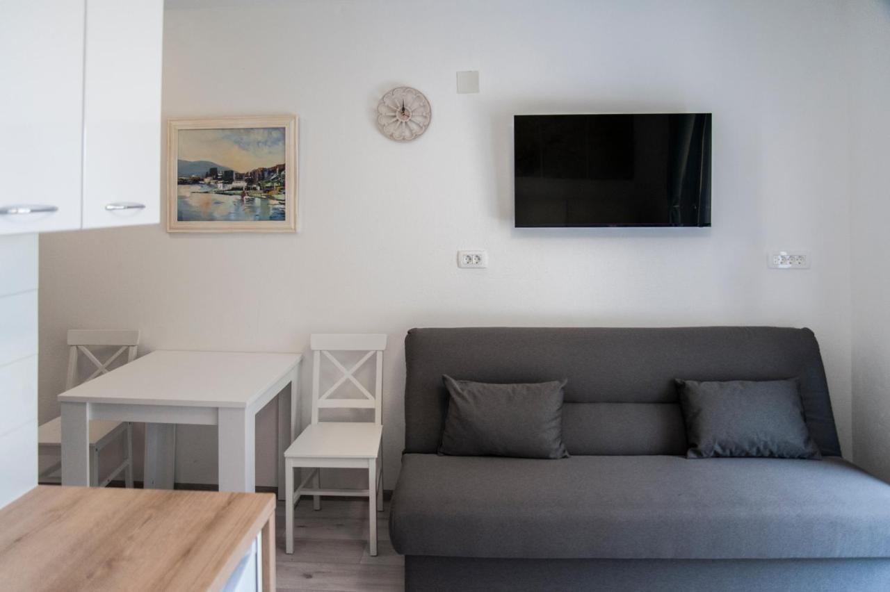 Soko Apartments Huoneistohotelli Soko Херцег-Новий Екстер'єр фото