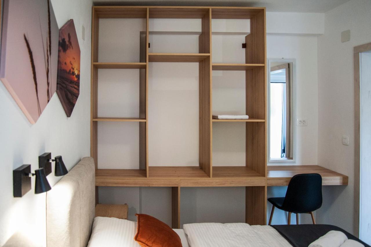 Soko Apartments Huoneistohotelli Soko Херцег-Новий Екстер'єр фото